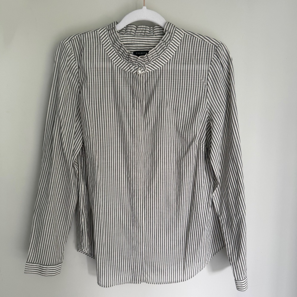 Talbots Button Down Shirt 100% Cotton Gray Stripe Pearl Button Ruffle Collar S
